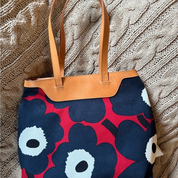 MERIMEKKO ~ Bag Laukku Shoulderbag Tote Handbag Unikko (Poppy) Leather NWT Rare - Picture 6 of 7